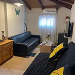 Apartment Robbin Met Airco Wifi En Zwembad *