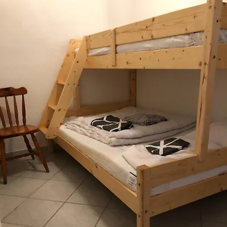 Appartamento Robbin Met Airco Wifi En Zwembad