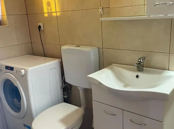 Apartamento Robbin Met Airco Wifi En Zwembad