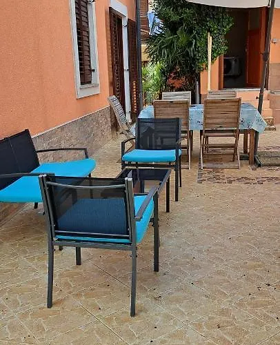 Διαμέρισμα Robbin Met Airco Wifi En Zwembad