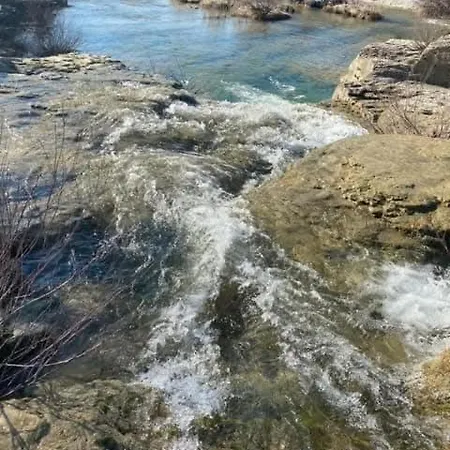 Апартаменты Robbin Met Airco Wifi En Zwembad Новиград